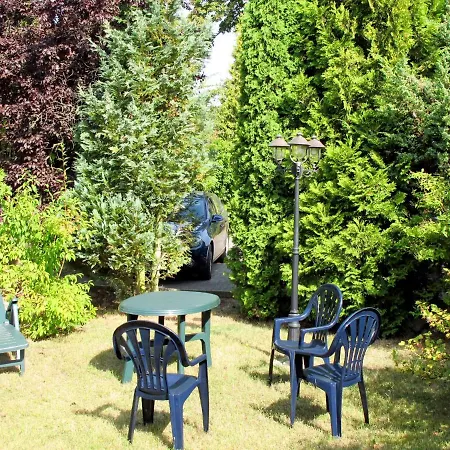 公寓 Carola By Interhome Godern